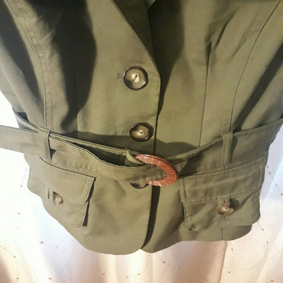 Women BCX Button Down Top and Bottom - Picture 8 of 8